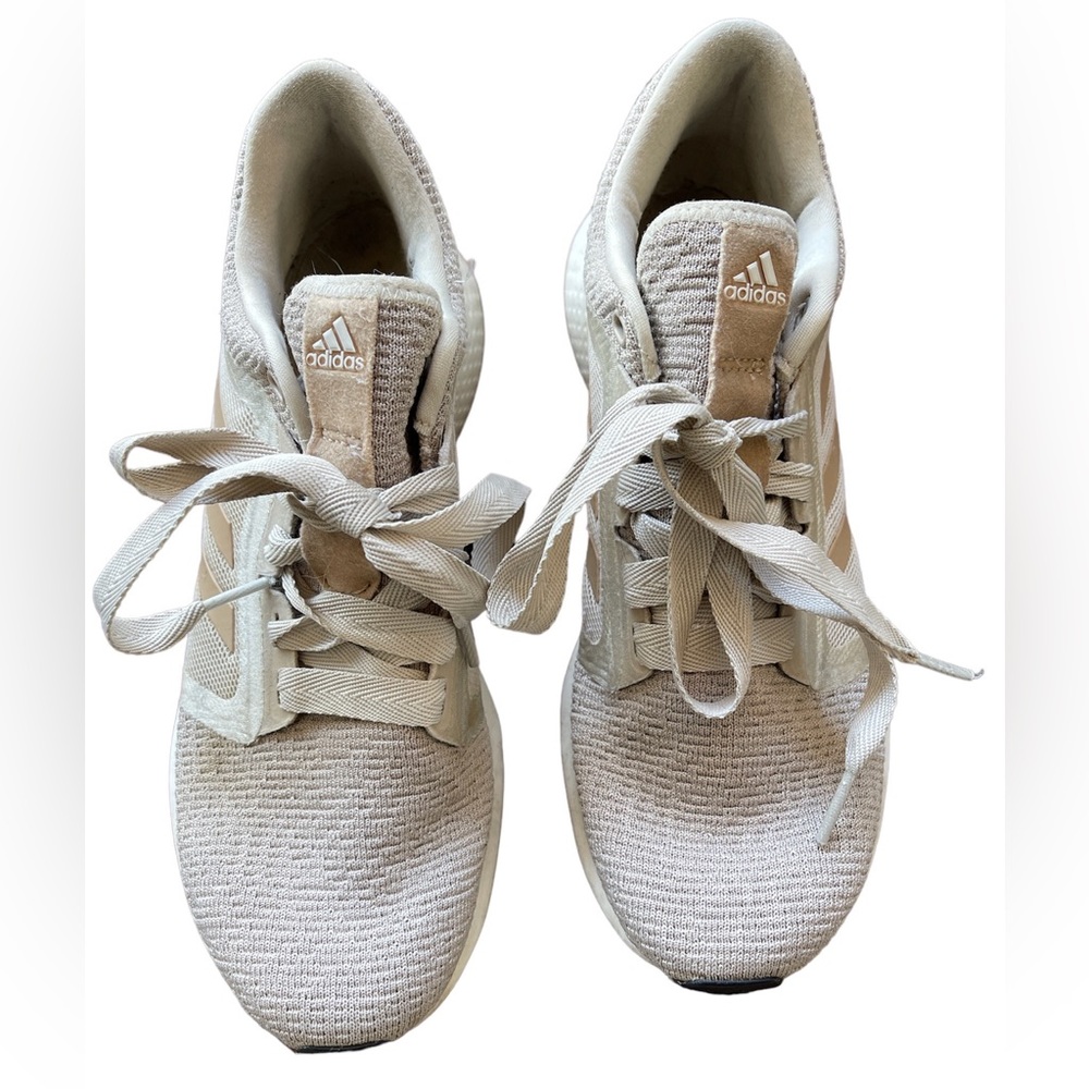 Women’s Edge Lux Adidas with Ribbon Laces. Beige. 9.